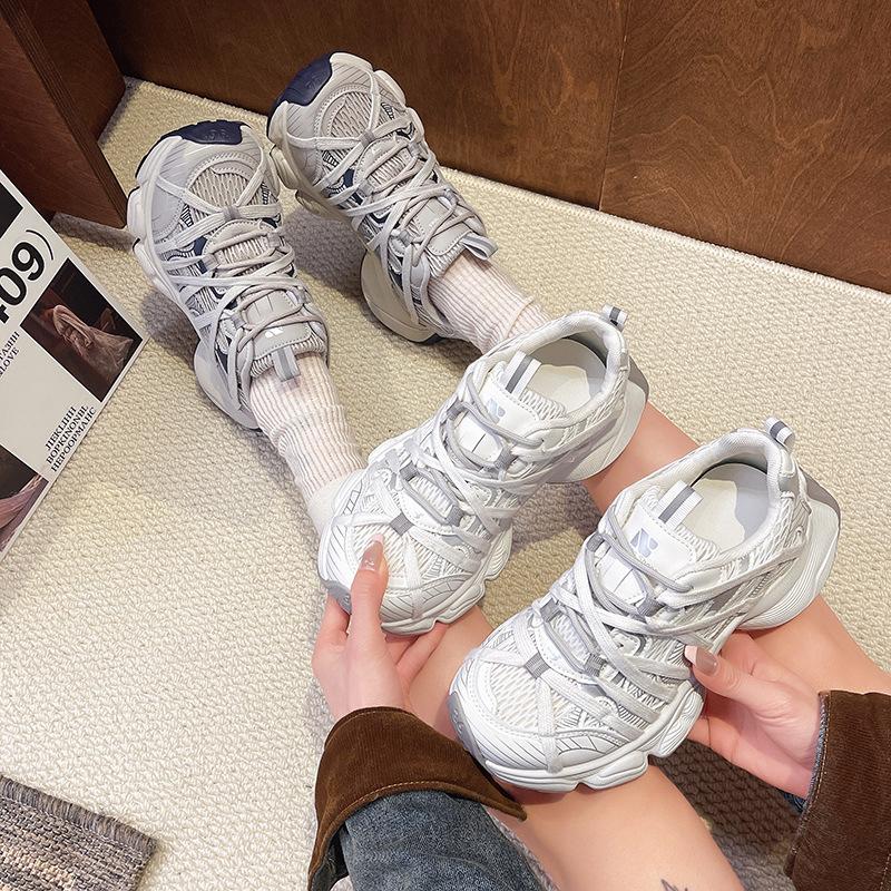 European station mesh thick-soled dad shoes women's 2025 spring new heightened breathable round head niche sports and leisure shoes