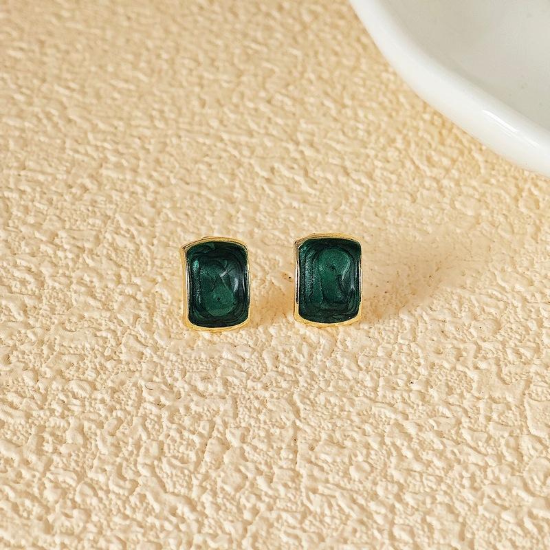 Trend Chic Enamel C-shaped Women's Stud Earrings Red Green Pink Color Small Earrings for Girls aretes de mujer 2025 new in