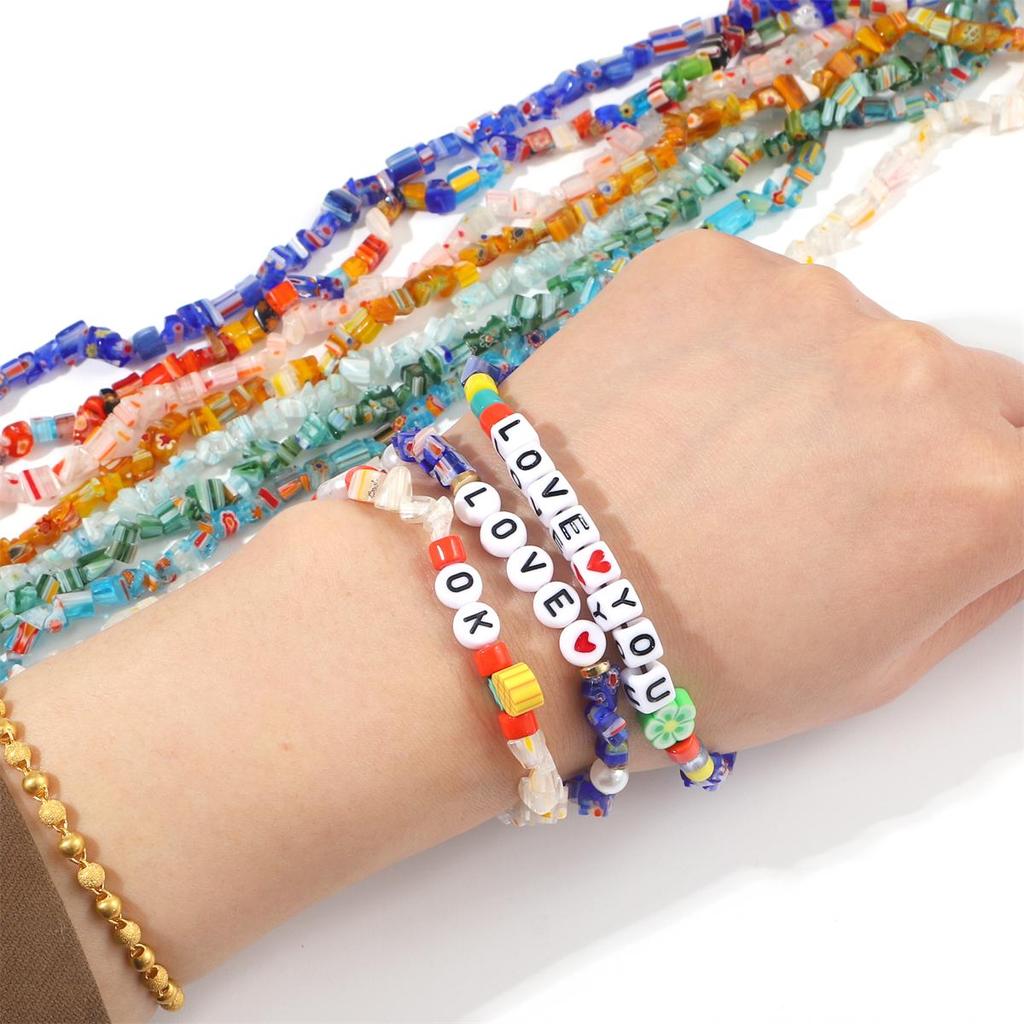 200 stk/pose 4-9 mm flerfargede blomsterperler Glass Lampwork Chip Perler For DIY Halskjede Armbånd DIY smykker Making 80cm/16