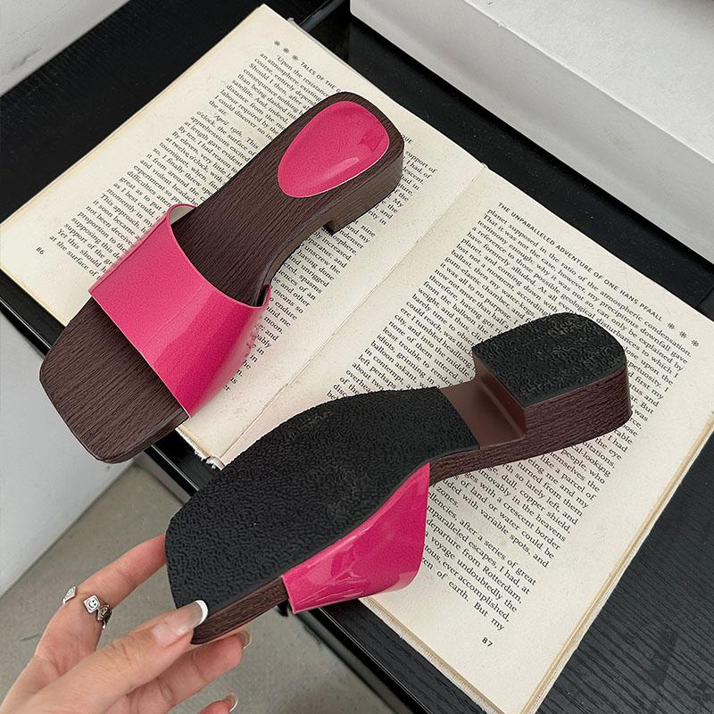 Fashion 2025 New Luxury Ladies Heeled Slippers Shoes Summer Beach Female Slides Sandals Fashion Square Toe Women Low Heel Slippers Shoes