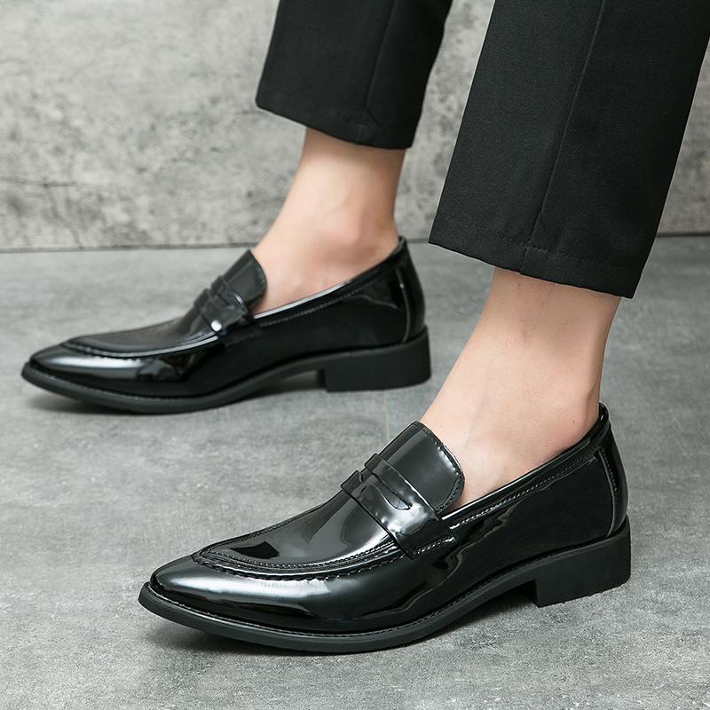 Fashion New Men's Gold Black Pointed Mirror Patent Leather Casual Shoes Loafers Moccasins Wedding Prom Flats Zapatillas Hombre