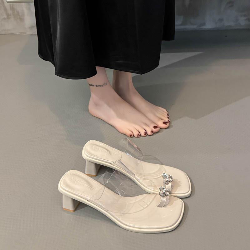 Slippers Fairy Rhinestone Slippers French Temperament 2025 Summer New Transparent Belt Cover Toes Cool Thick Heel Shoes Outside Wear