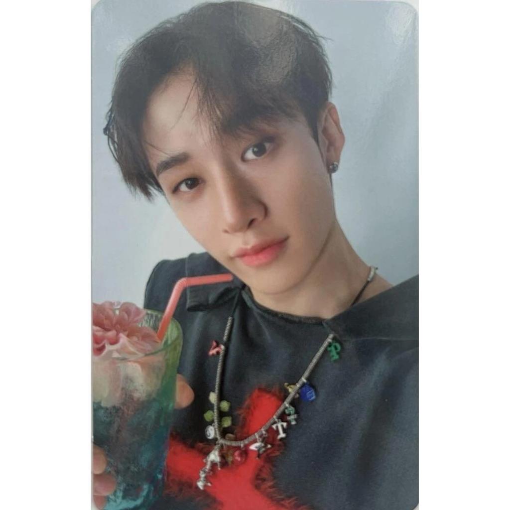 STRAY KIDS Social Path STANDARD A B ver. FC ver. OFFICIAL PHOTO CARD STICKER