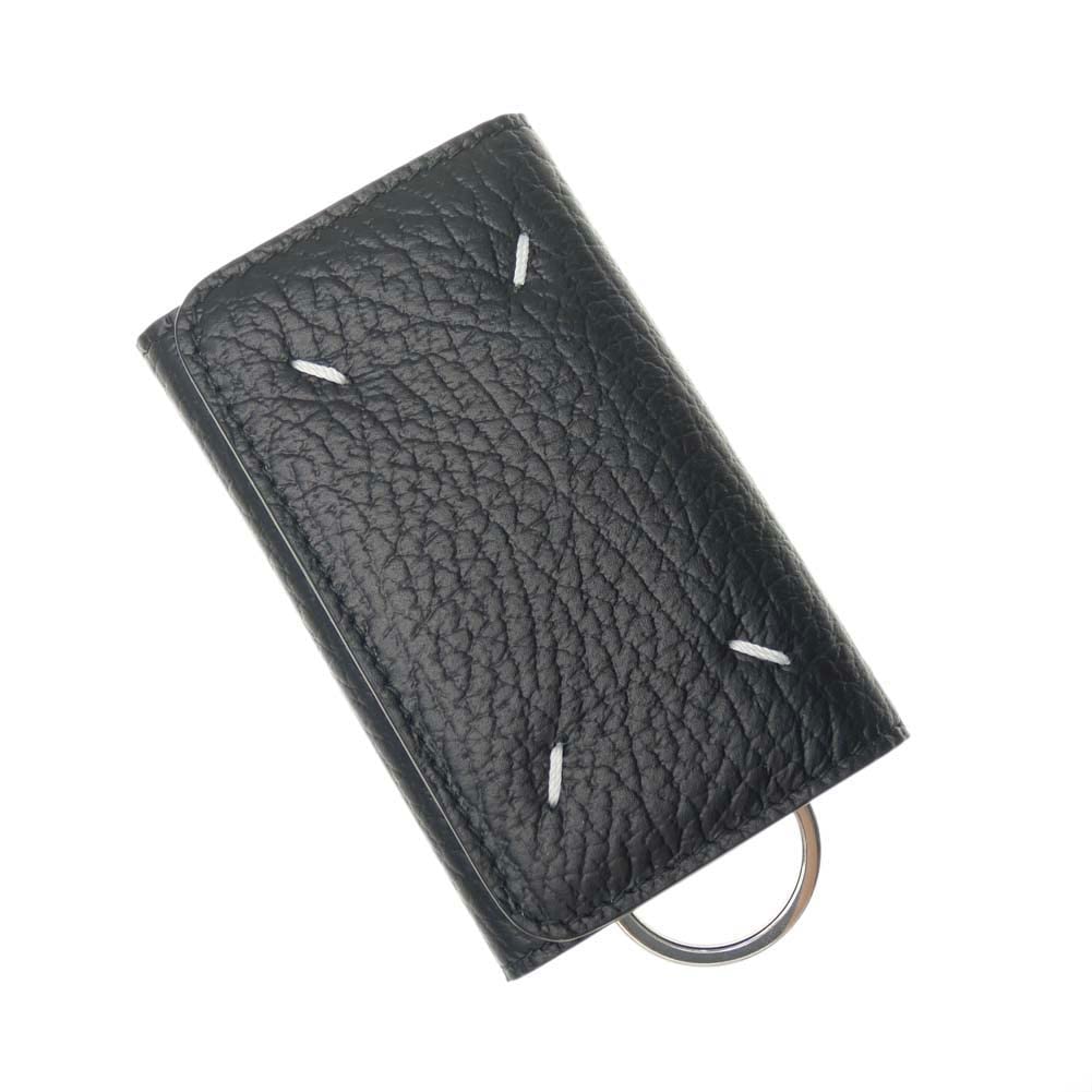 

Чохол для ключів Чорний Maison Margiela SA3UA0001 P4455 T8013 [Maison Margiela] Жіночий Чоловічий [Товар]