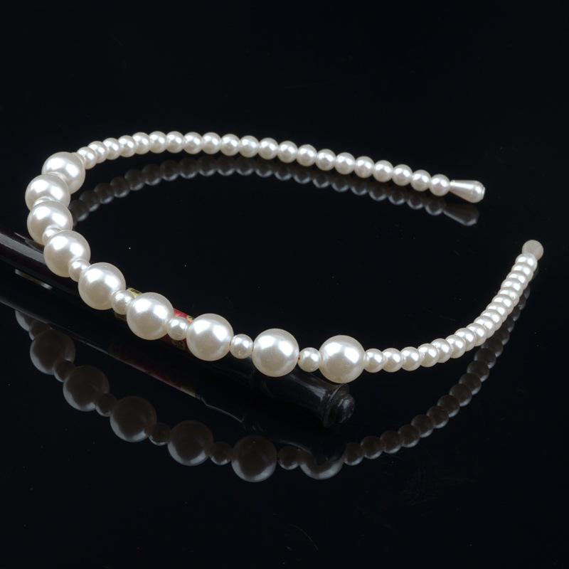 "Korean Style Pearl Bridal Headband - Handmade Fashion Accessory"