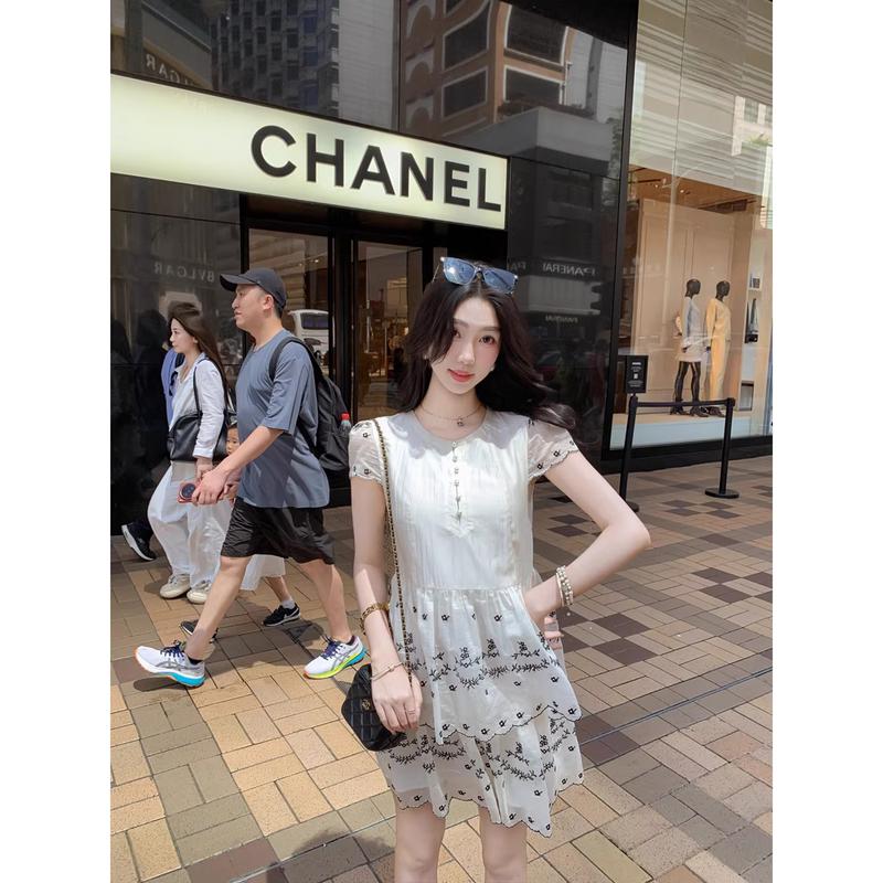 Rabbit Embroidered Tiered Midi Dress M