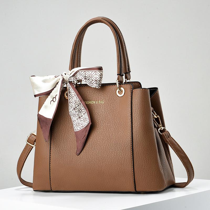 

Ladies summer new fashion explosion mother bag shoulder messenger bag direct mail versatile atmosphere коричневий