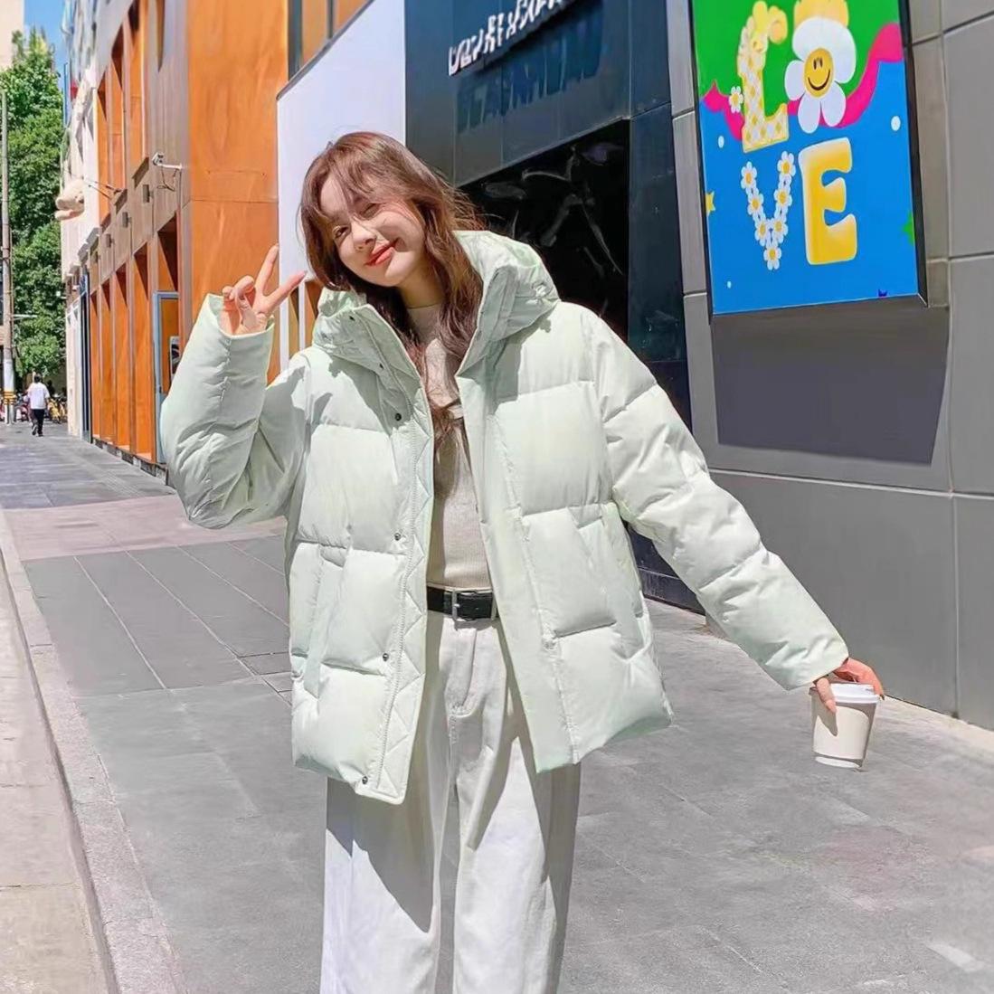 

Женская куртка пуховик короткая утолщенная в корейском стиле с графеном - миниатюрная и универсальная M (115-135 jin)