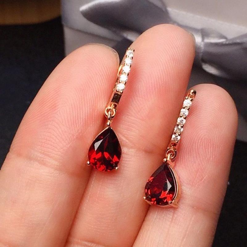 New In  Inlaid Wine Red Ruby Earrings For Women Exquisite And Simple Water Drop Eardrops Earings Fashion Party Jewelry