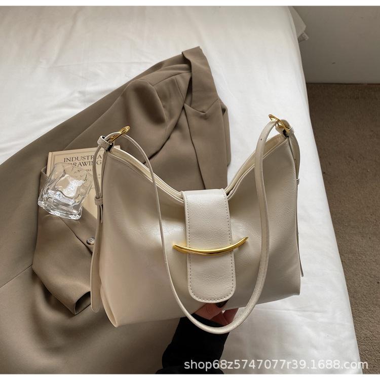 Popular 2025 summer high-end temperament trendy shoulder bag simple and versatile foreign style women's shoulder armpit bag