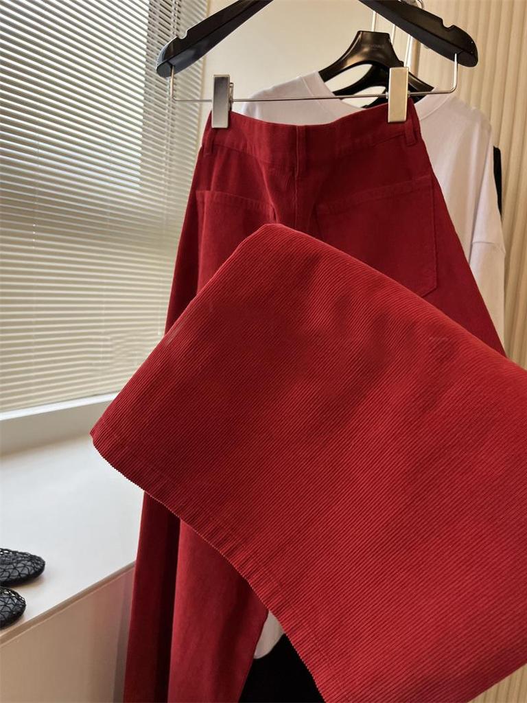 Chic Red Angora Ribbed Wide-Leg Pants with Superior Fabric