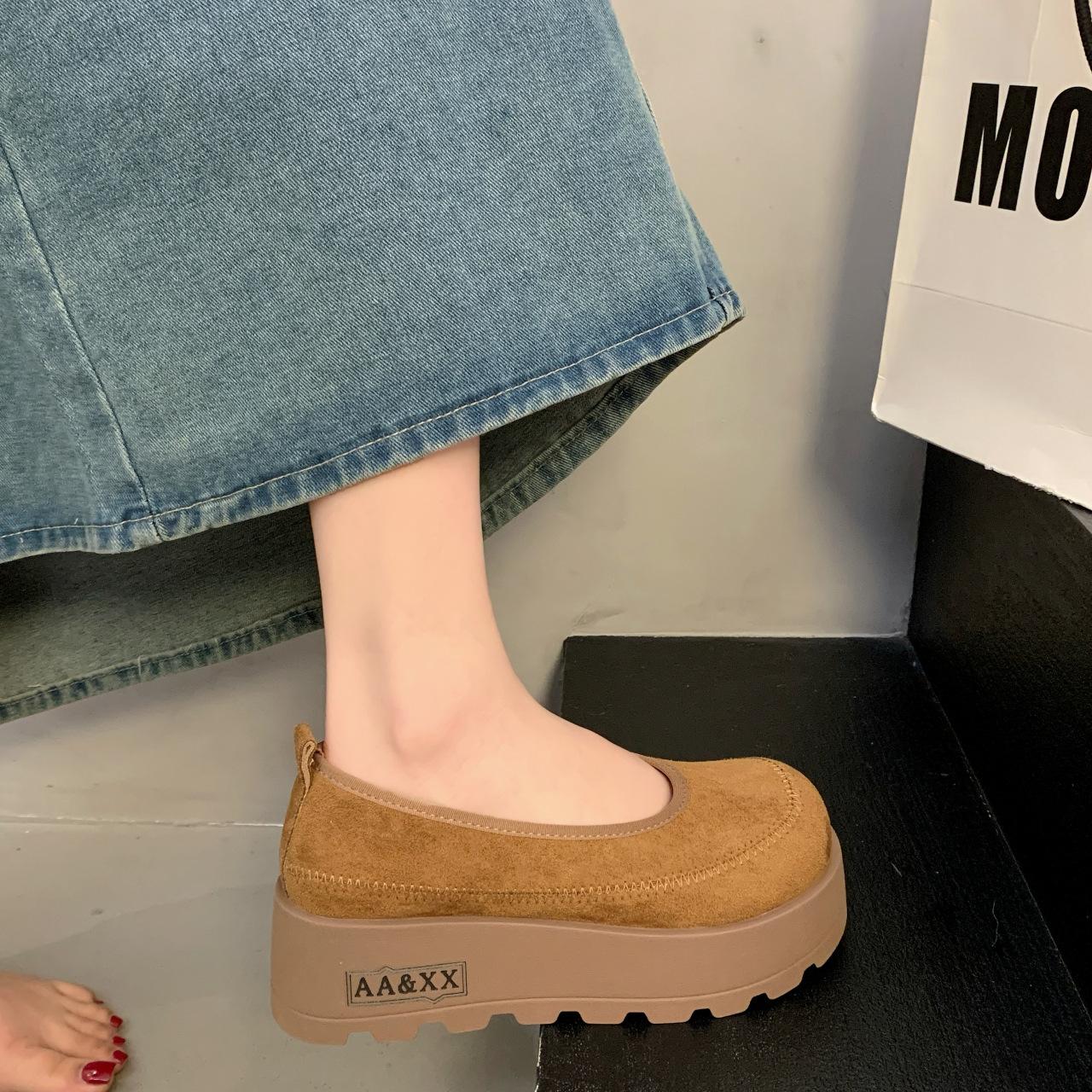 

Небольшие модные женские туфли Ou Ruofeng увеличиваются на 6 см2025 весна новые повседневные модные универсальные туфли на платформе 40