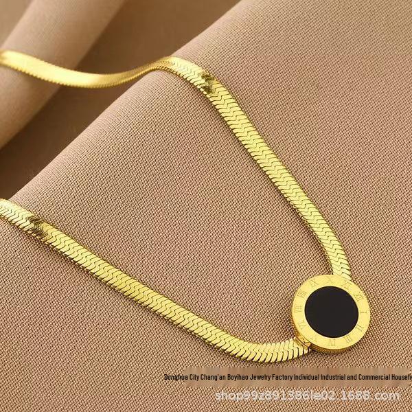 18K Gold Korean Style Blade Chain Necklace with Roman Numerals - Women s Simple Clavicle Pendant.