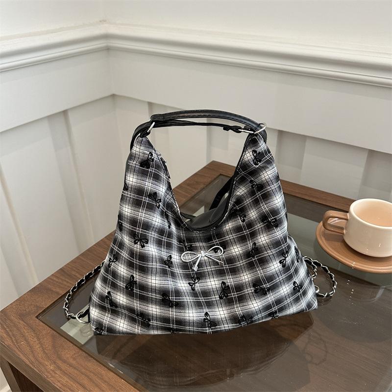 Korean version of foreign style plaid chain casual shoulder bag 2025 autumn and winter new bow messenger tote bag backpack