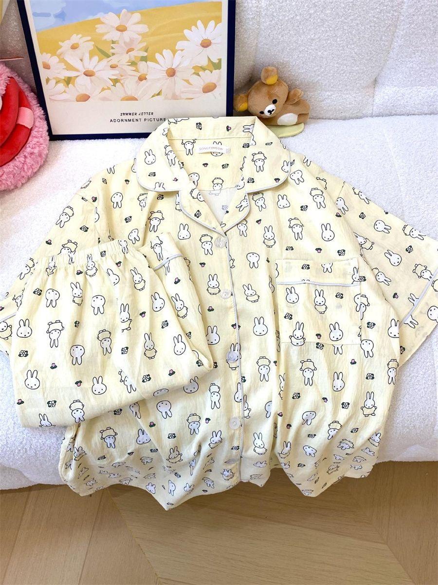 

Internet celebrities full of cartoon yellow rabbit pajamas women s summer short-sleeved shorts loungewear set can be worn outside two sets S