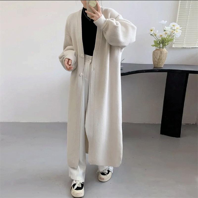 

Осенне-зимний нежный мягкий липкий вязаный кардиган женский однотонный ленивый ветер свободный тонкий срез длиной до колена куртка One size бежевый