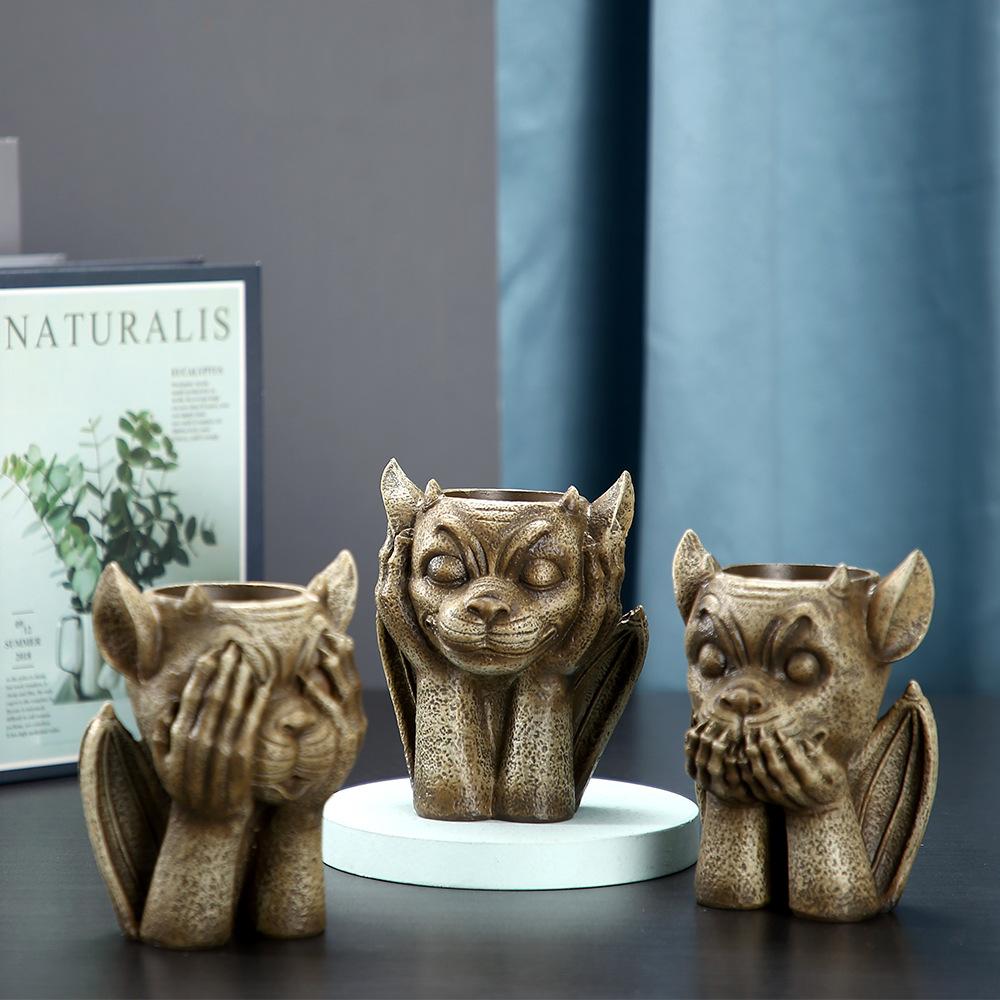 European Creative Relief Succulent Flower Pot Garden Courtyard Balcony Decoration Non-porous Resin Flower Pot