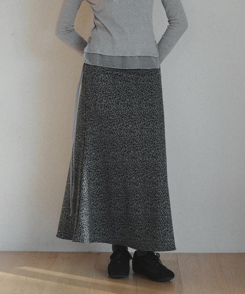 Teuwi Lenz Leopard Banding Long Skirt
