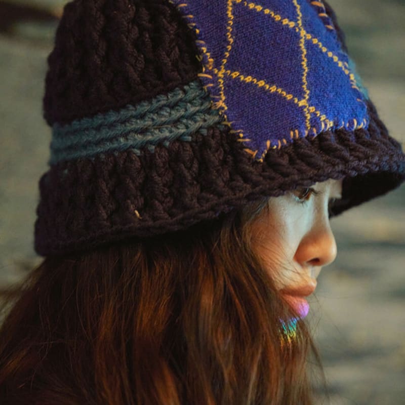 

МИСУ А БАРБЕ ВЕДРО В ПОЛОСКУ КРЕСТОВОЙ РАСКЛАДКИ ТЕМНО-СИНИЙ