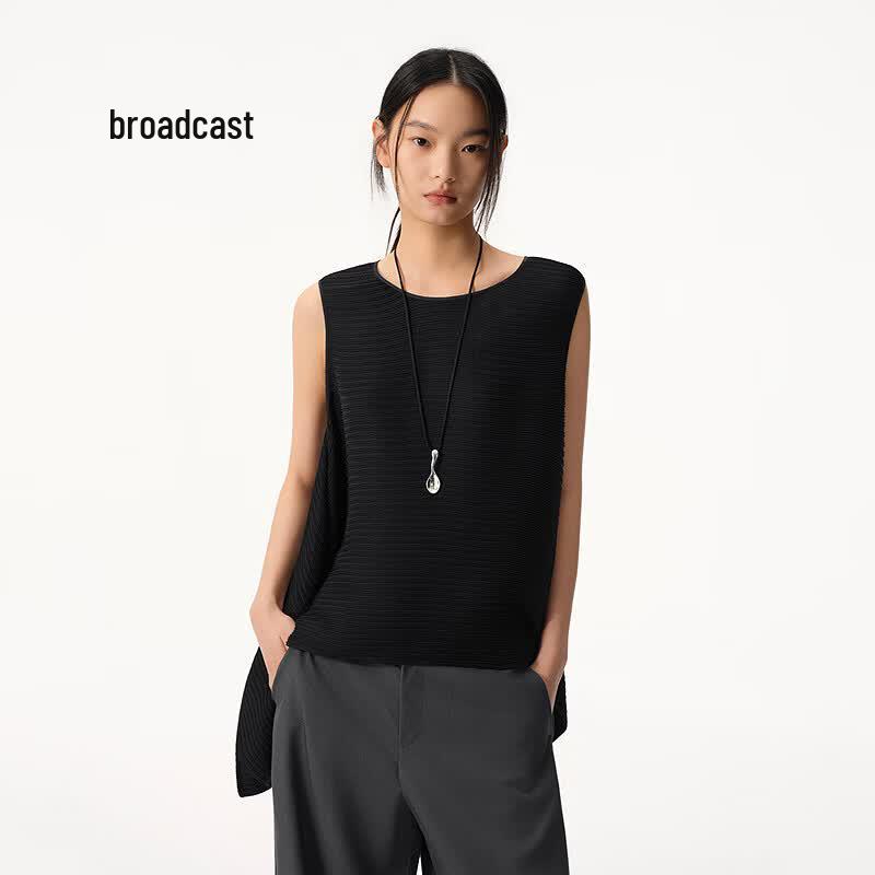 Broadcast Women s Lightweight Textured Sleeveless Blouse M