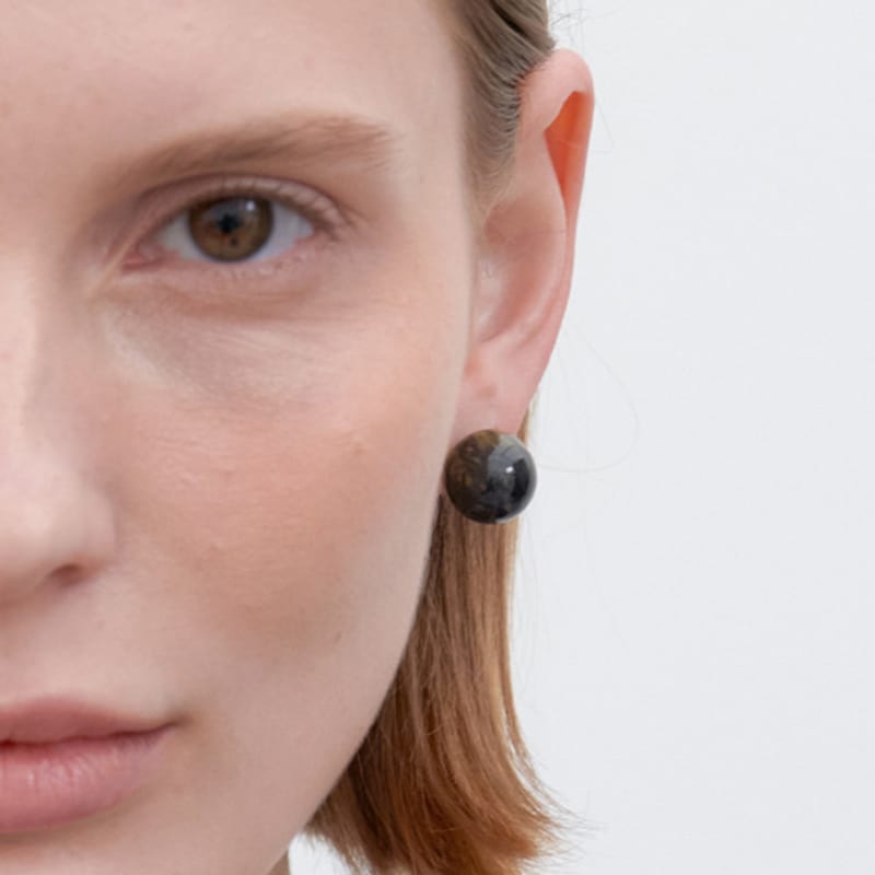 

halden formica big ball earrings (E032_black) black