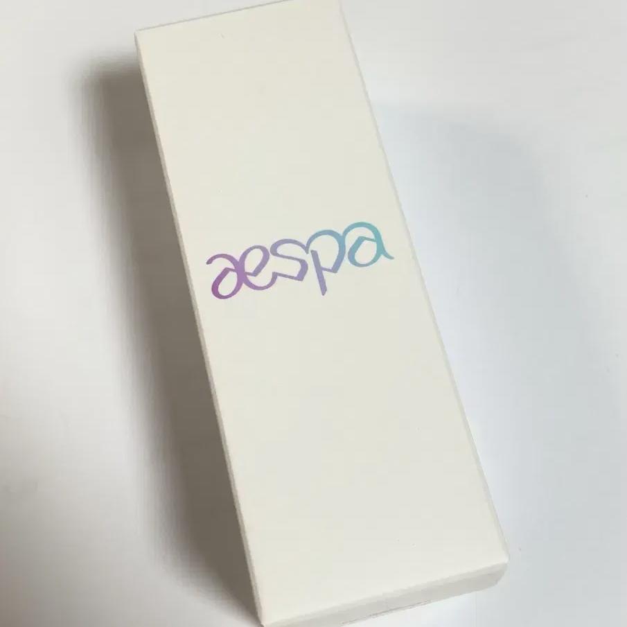 

aespa Бальзам для губ Спонж Swon Balm