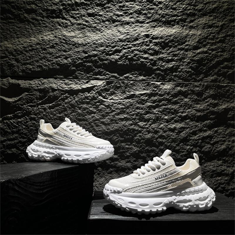 Men's Shoes 2025 Summer Soft Sole Fashion Light Thick Sole Low Top Dad Shoes Mesh Breathable Explosion Comfortable Casual Shoes