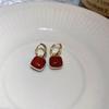 Love oval geometric earrings Maillard fashion high-end stud earrings niche temperament light luxury earrings