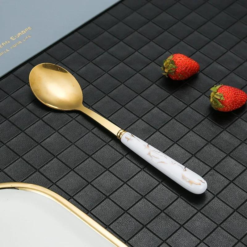 Nerezová lžíce imitace keramické rukojeti netová červená lžíce korejská lžíce krása kreativní domov káva míchací lžíce
