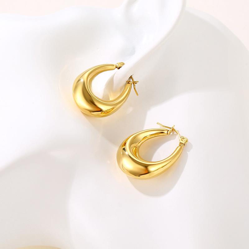Elegant Oval Metal Hoops: European Retro Stainless Steel Earrings for Women