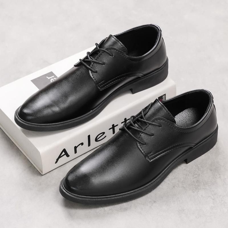 Summer New Men's Business Casual Leather Shoes British Pointed Formal Men's Shoes Breathable One