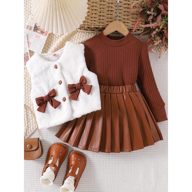 

Комплект Зимний наряд из 3 предметов - Милый полосатый джемпер с длинным рукавом, коричневая плиссированная юбка, пушистый жилет с белой отделкой, уютный, можно стирать в машине 130cm темно-коричневого