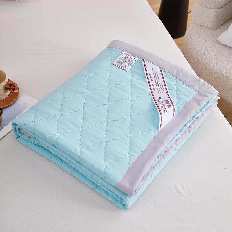 Bijiaman BGM-B2502 Washed Embossed Comforter