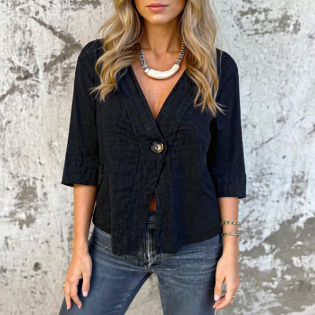 Women's Fashionable Solid Color Loose Three Quarter Sleeve Button Pocket Casual Jacket
