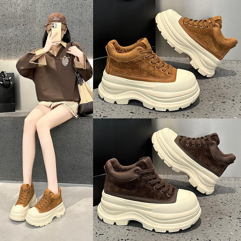 Hoge casual schoenen herfst en winter nieuw dikke zool kleine fleece lichtgewicht board schoenen