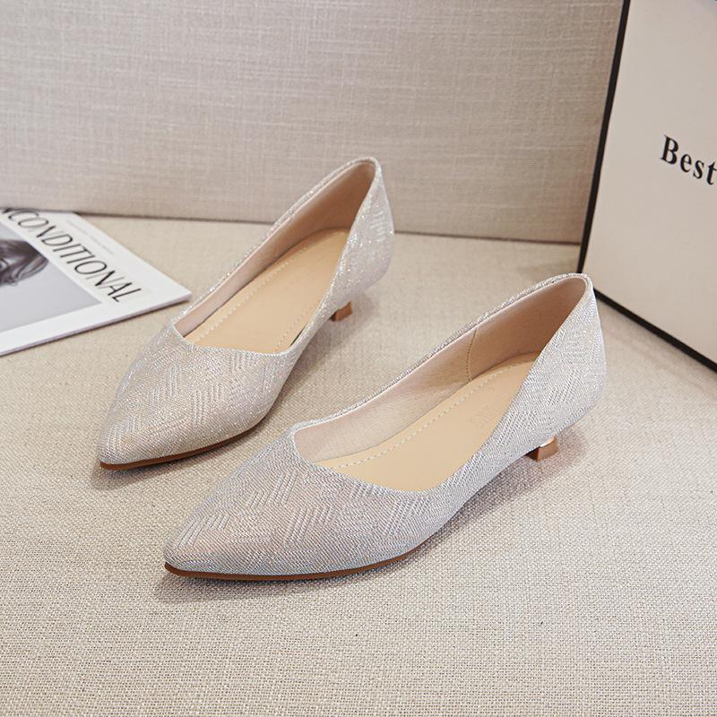 

Casual thin heel small size 33 34 single shoes women s new shallow mouth fairy large size 41-43 low heel simple women s shoes 33 абрикосовый
