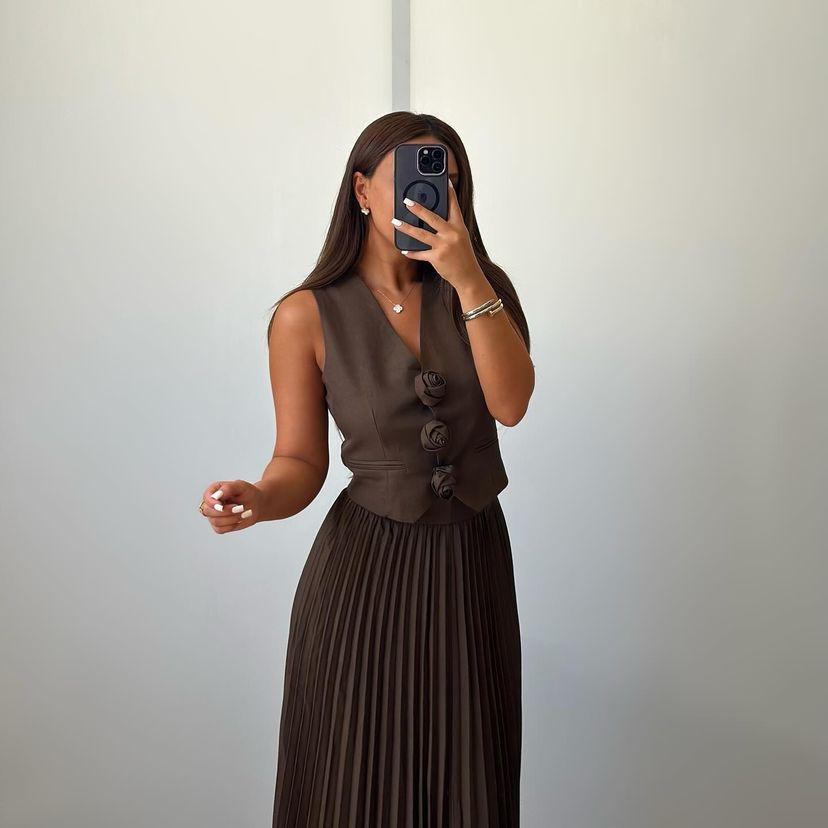 European & American Women's Sleeveless Vest and Pleated Long Sleeve Two-Piece Summer Set