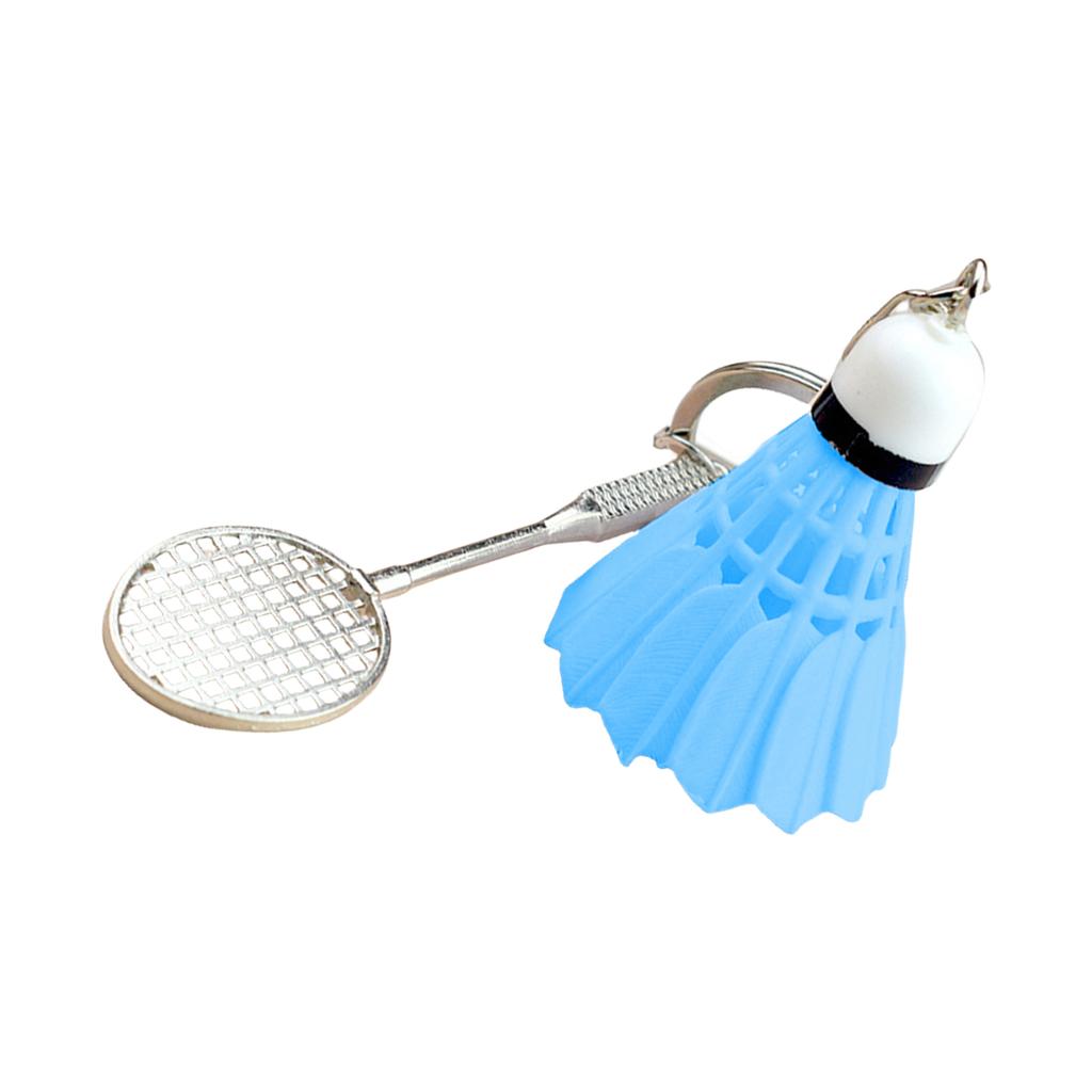 Creative Badminton Racket Keychain Alloy Key Holder Accessory for Sports Enthusiasts and Fashionable Everyday Use