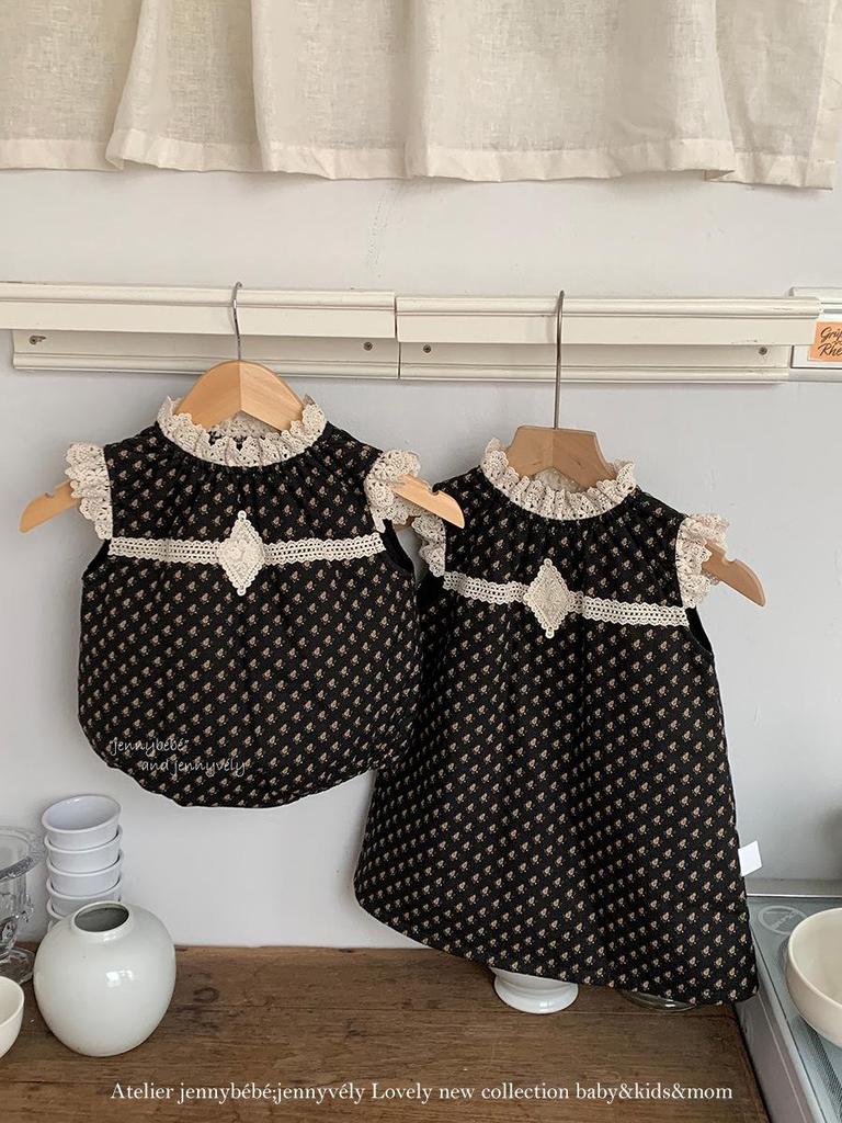 2025 Winter Cotton-Padded Dress Set for Baby Girls - Chic Korean Style Lace Ruffle Collar Sleeveless Dress