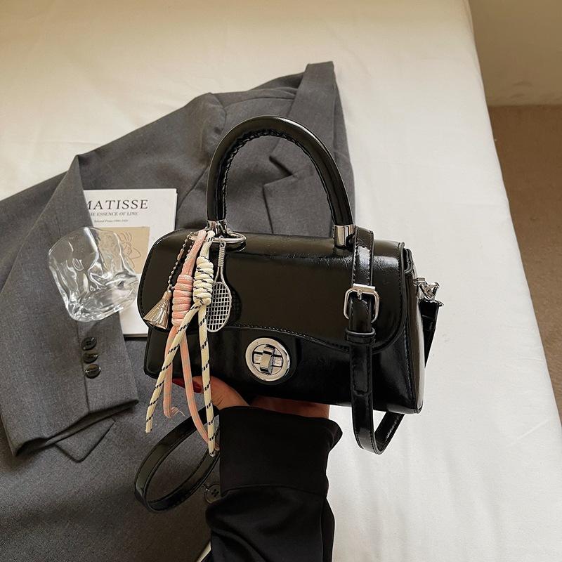 Premium Retro Small Bag Women's New Spring and Summer Versatile Messenger Bag Portable Small Square Bag