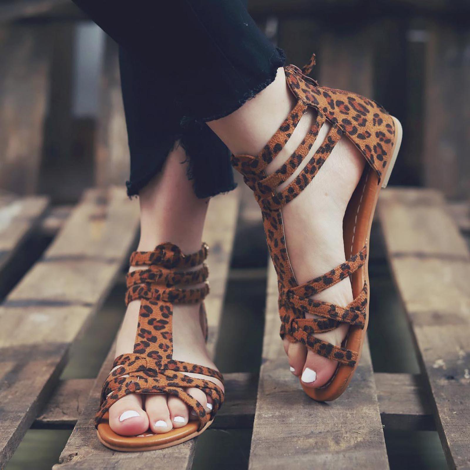 

Модные женские удобные римские сандалии с застежкой на носок и плоской подошвой, с принтом Haps, обувь 35 кофейный