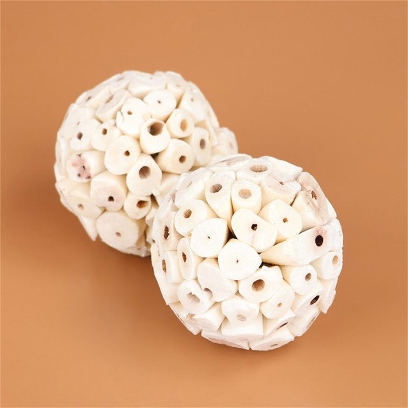 Parrots Chew Toy Birdcage Natural Pith Balls Chewing Toy Bird Biting Toy for Medium Large Birds Birdcage Hanging Toy