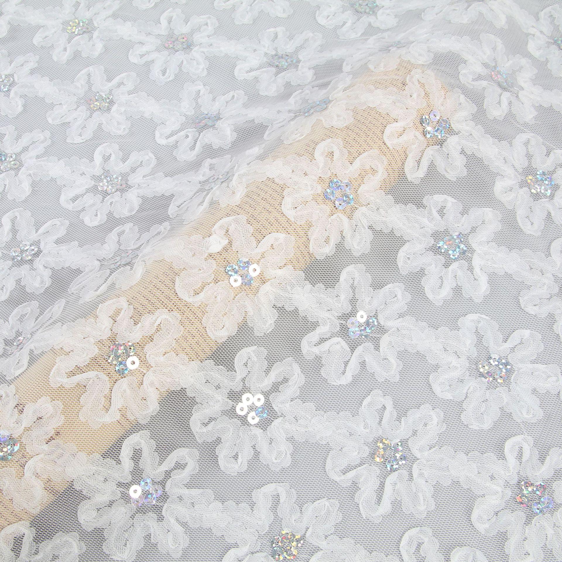 

Mesh Disc Flower Hook Embroidery Lace Magic Piece Fabric Children S Clothing European And American Fashion Dress Dress Embroidery Fabric Accessories белый