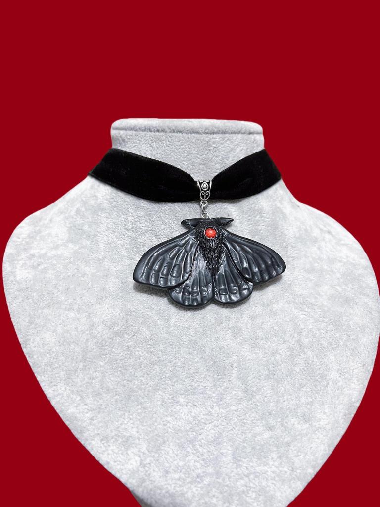 Y2K subculture, gothic style retro black moth, velvet necklace collar, Halloween necklace.