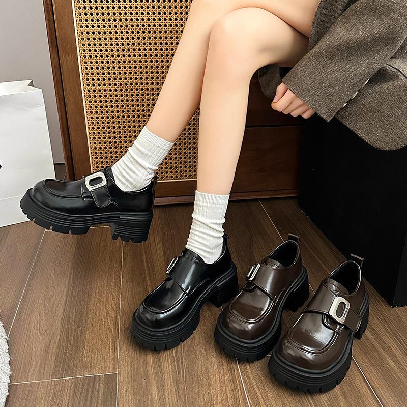Loafers new French spring 2025 thick-soled round head Velcro design one-pedal single shoes small leather shoes women