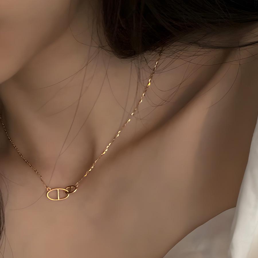 

S925 Sterling Silver Pig Nose Double Ring Necklace - Chic Women s Luxury Clavicle Chain, Perfect Christmas Gift 925 Sterling Silver