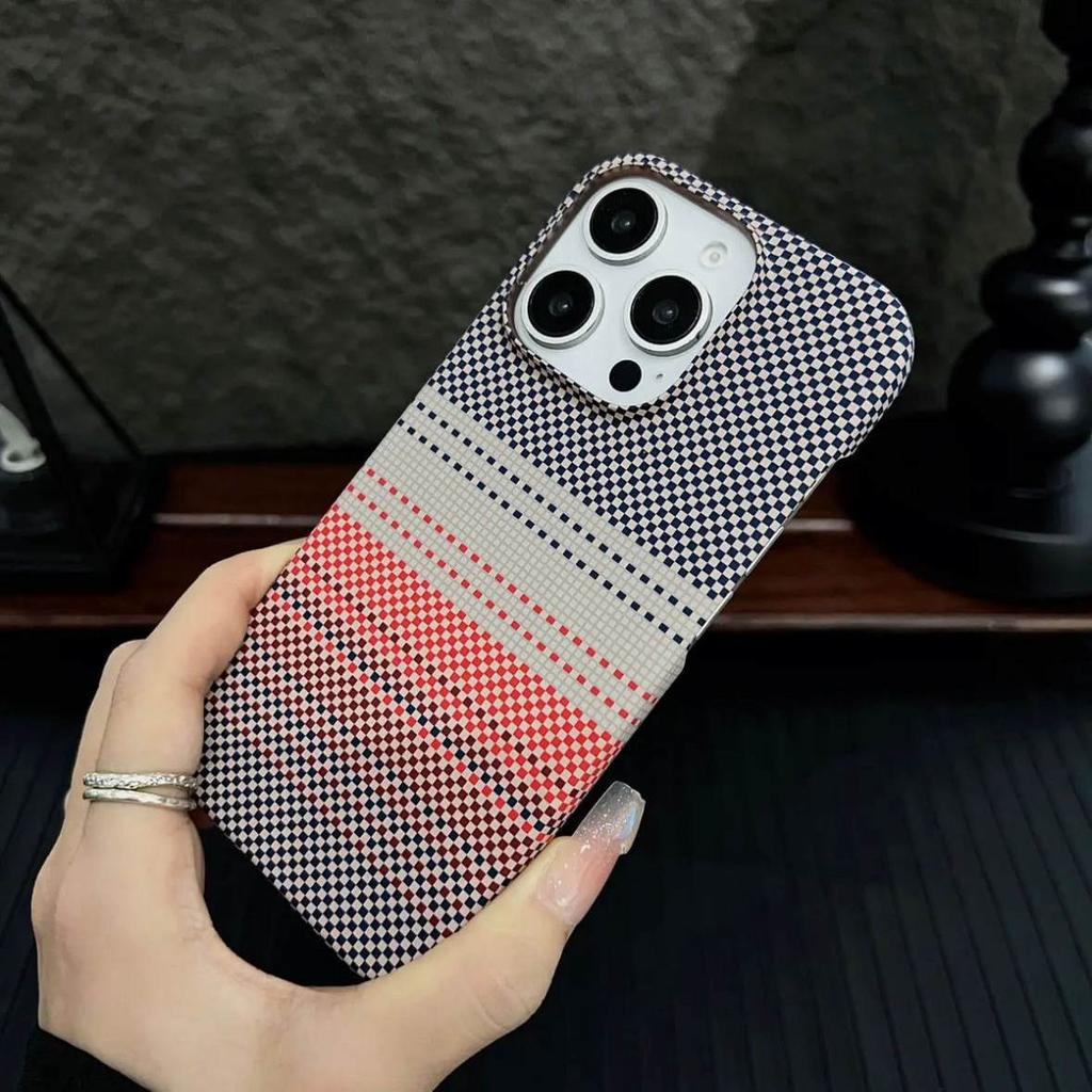 Applicable to iPhone17 carbon fiber Kevlar magnetic mobile phone case Apple 16 half pack light and thin PC anti-drop protective case
