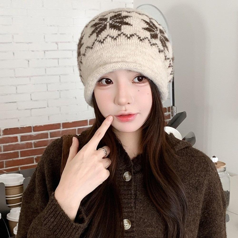 Wool Jacquard Knitted Hat Snowflake Warm Knitted Cap Retro Knitted Beanie Hat  Cold Weather