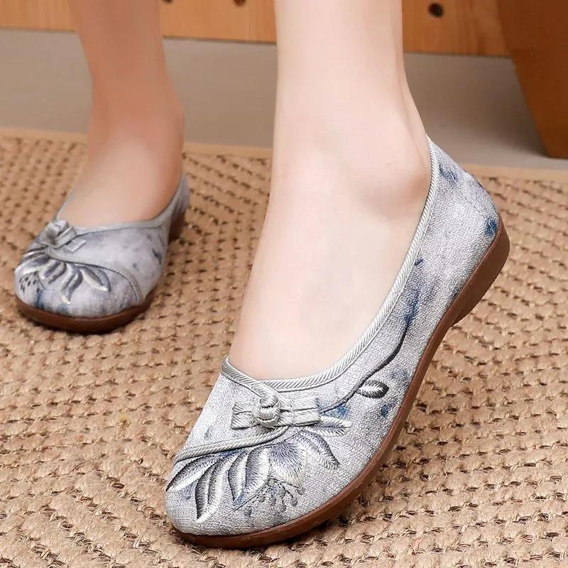 Fashion Sapatos Femininas Women Cute Sweet Wine Red Retro Traditional Anti Skid Slip On Loafers Lady Fashion Black Comfort Shoes E495