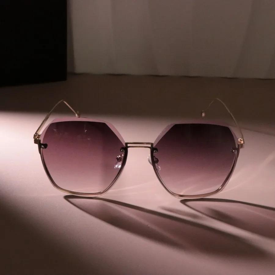 Big Frame Classic Square Sunglasses Women Men Brand Designer Personality Sun Glasses Female Male Colors Mirror